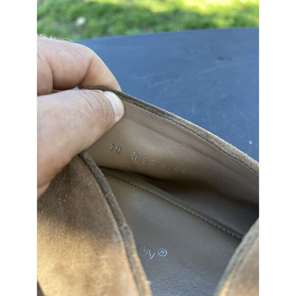 Louis Vuitton Estate Loafer US 11